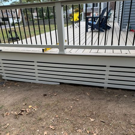 Vinyl Railings with Aluminum Balusters and Deck Slats
